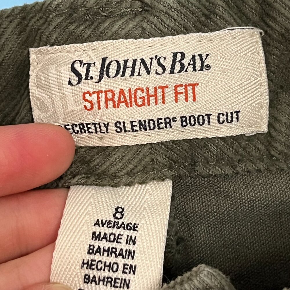St. John's Bay Straight Fit Army Green Slender Boot Cut Corduroy Pants Size 8 - Picture 4 of 4